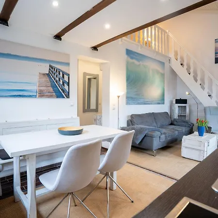 Amw8d Moin Semesterbostad